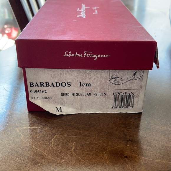 Salvatore Ferragamo Barbados Jelly Flats - Picture 2 of 2